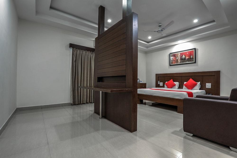Treebo Trend Hotel Jp Plaza Nampally Haidarábád Kültér fotó