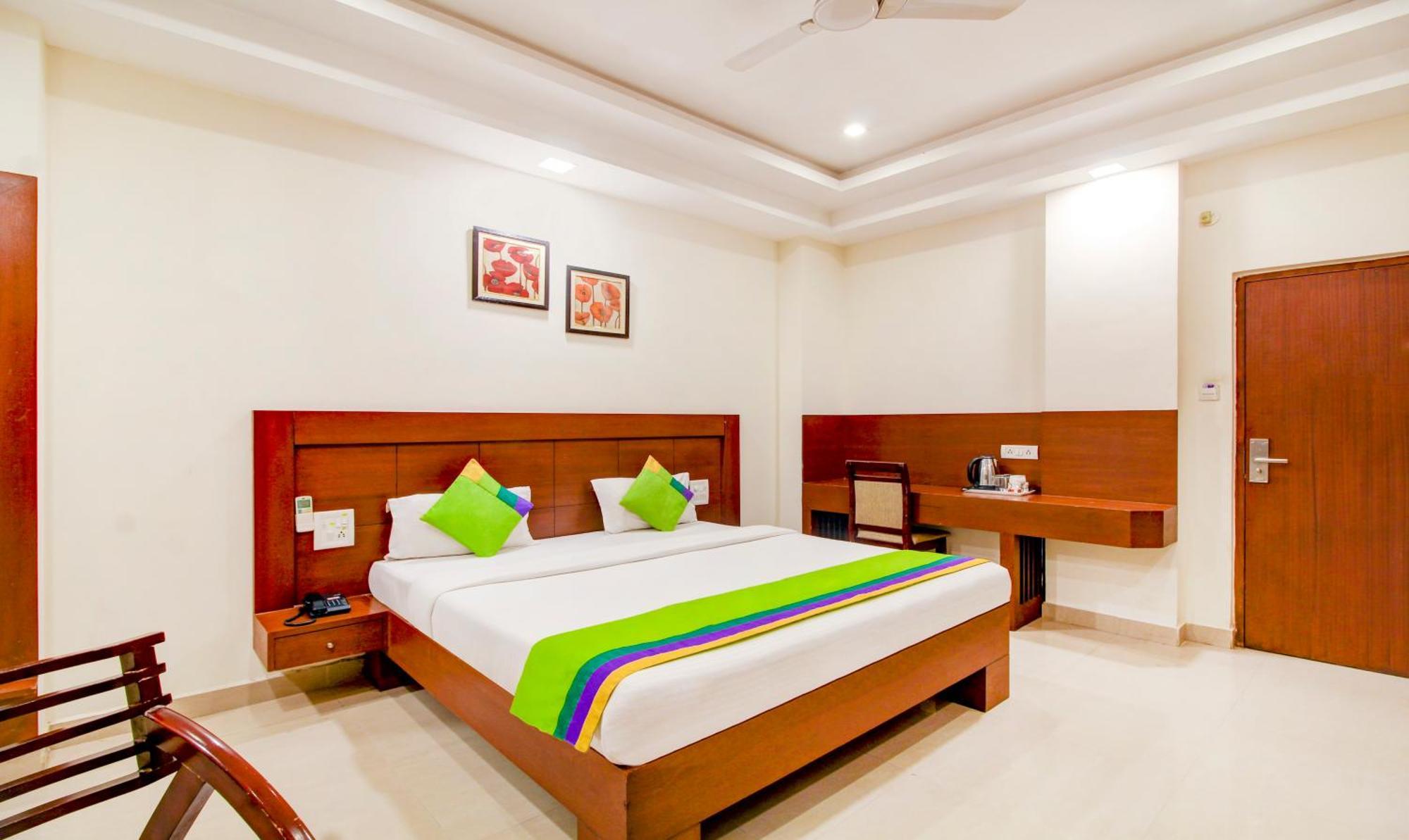 Treebo Trend Hotel Jp Plaza Nampally Haidarábád Kültér fotó